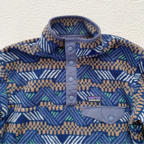 Patagonia Kids' Lightweight‎ Synchilla Snap-T Fleece Pullover, Cliffside Navy - Picture 3 of 5